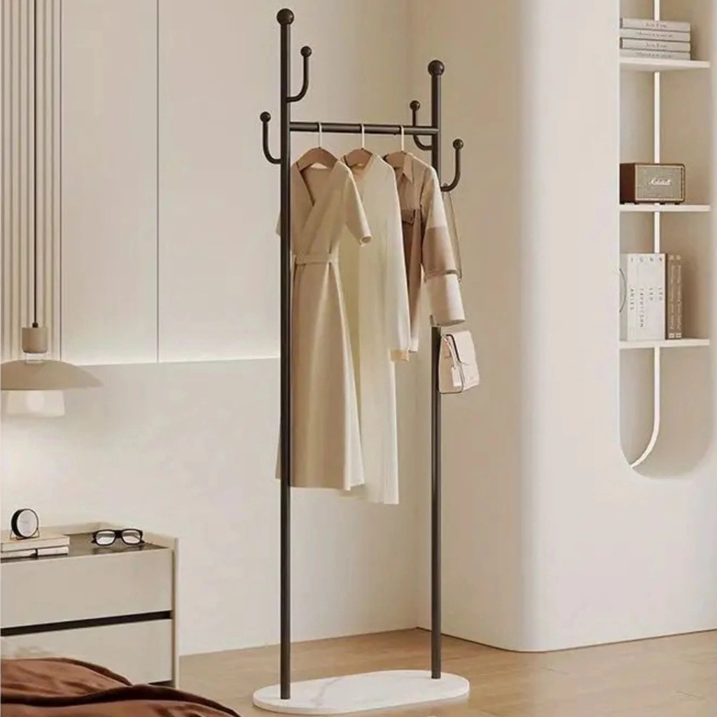 Porte-Manteaux_noir_avec_Base_en_Marbre__Mod%C3%A8le_Valencia_Lky9BZV