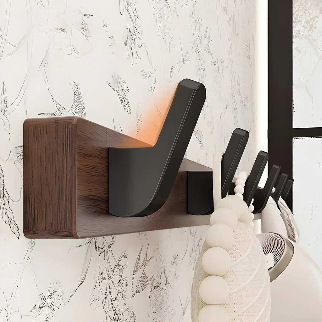 Porte-Manteaux_Mural_Bois__Aluminium_pWyZtsQ