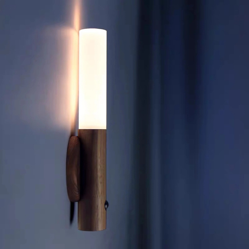 Lampe LED Design en Bois – Rechargeable avec Détecteur de Mouvement